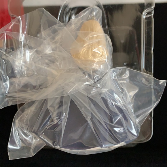 Hallmark Millennium Princess Barbie Ornament - Picture 15 of 16